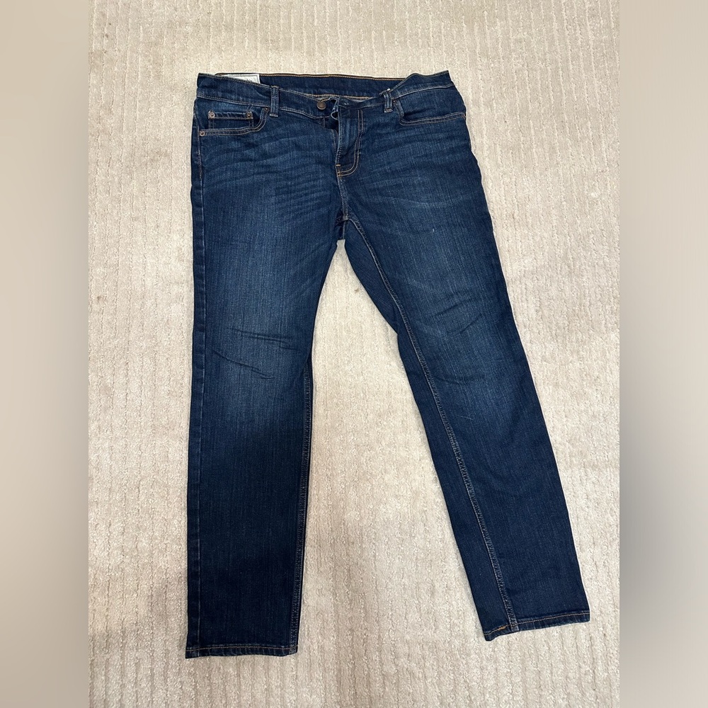 Abercrombie & Fitch Men's Dark Wash Jeans